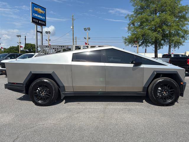Used 2025 Tesla Cybertruck Cyberbeast AWD/4WD image 4