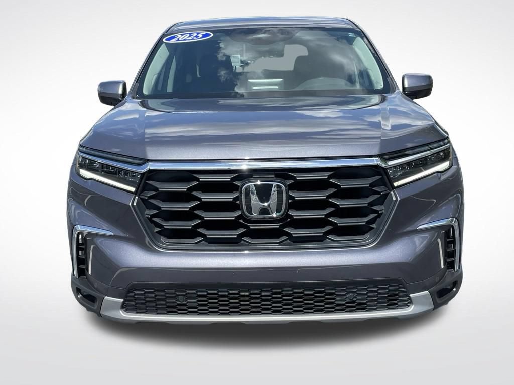 Certified 2025 Honda Pilot EX-L image 9