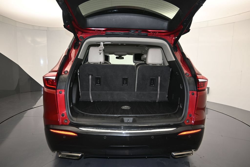 Certified 2018 Buick Enclave Essence FWD image 25