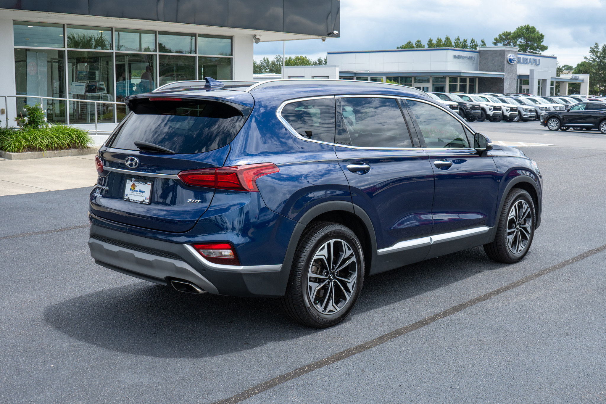 Used 2019 Hyundai Santa Fe FWD image 3