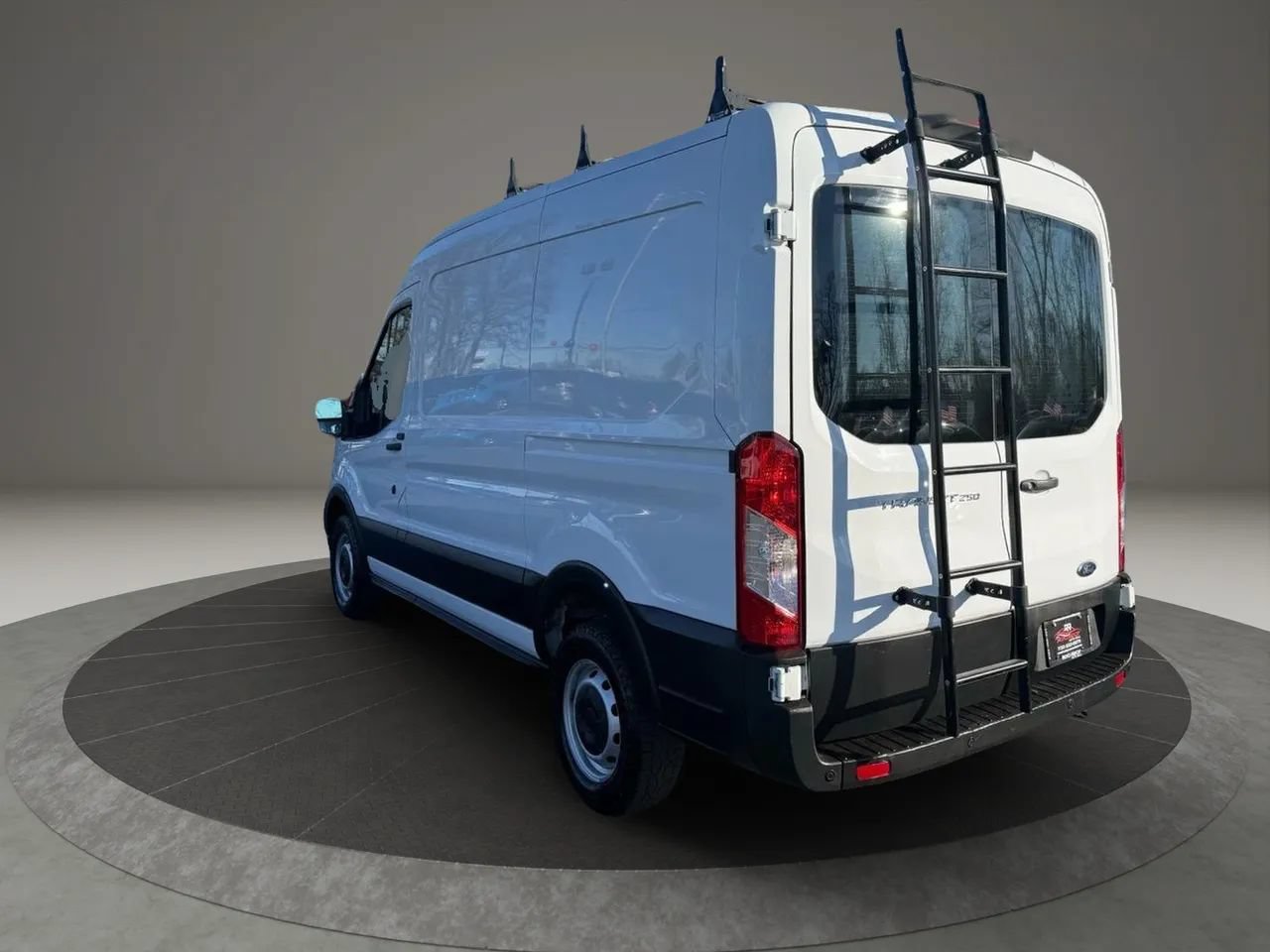 Used 2023 Ford Transit 250 Medium Roof w/ Load Area Protection Package RWD image 9