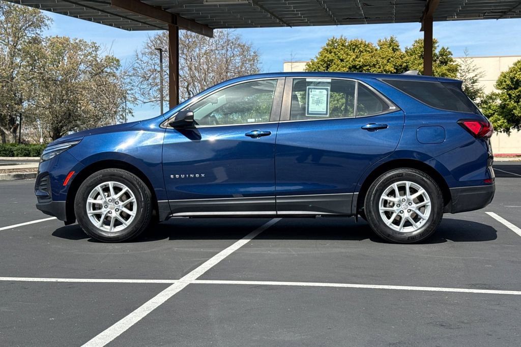 Used 2023 Chevrolet Equinox LS FWD image 14