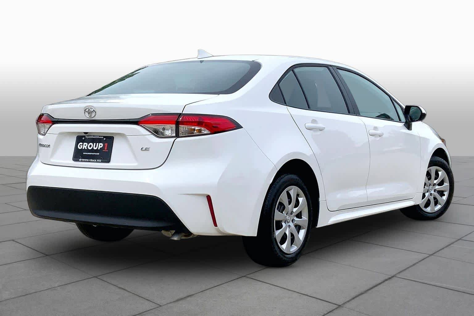 Used 2026 Toyota Corolla LE FWD image 13