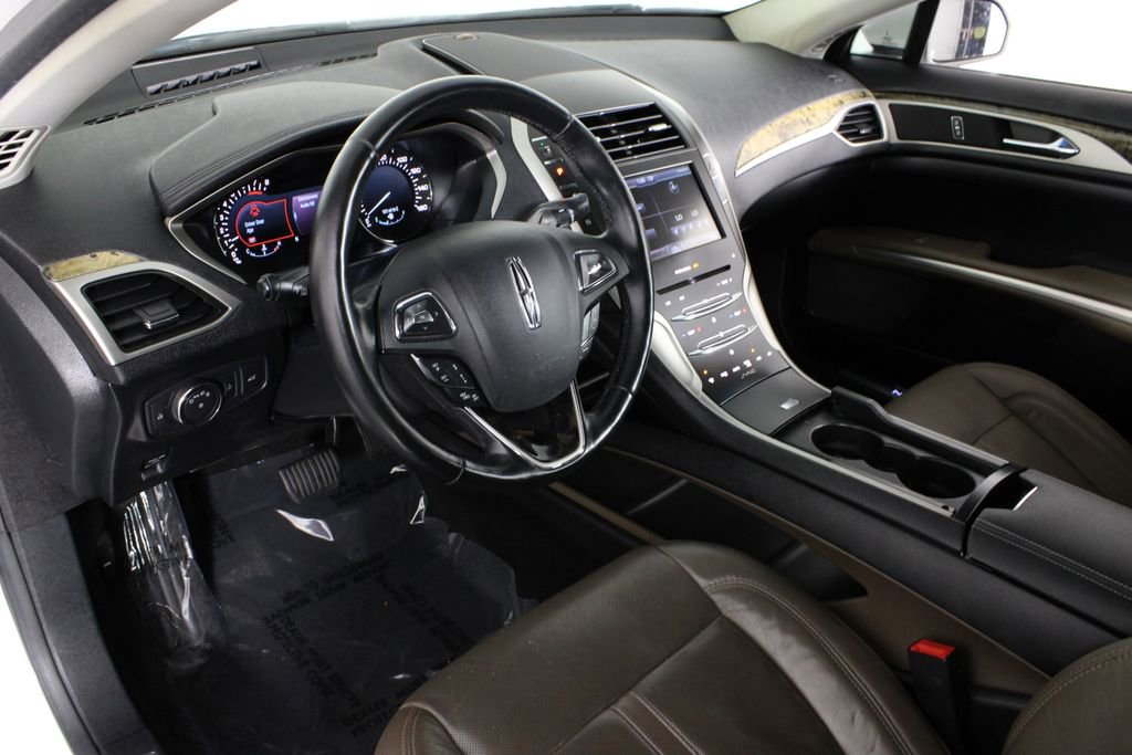 Used 2015 Lincoln MKZ w/ Equipment Group 102A Reserve image 17