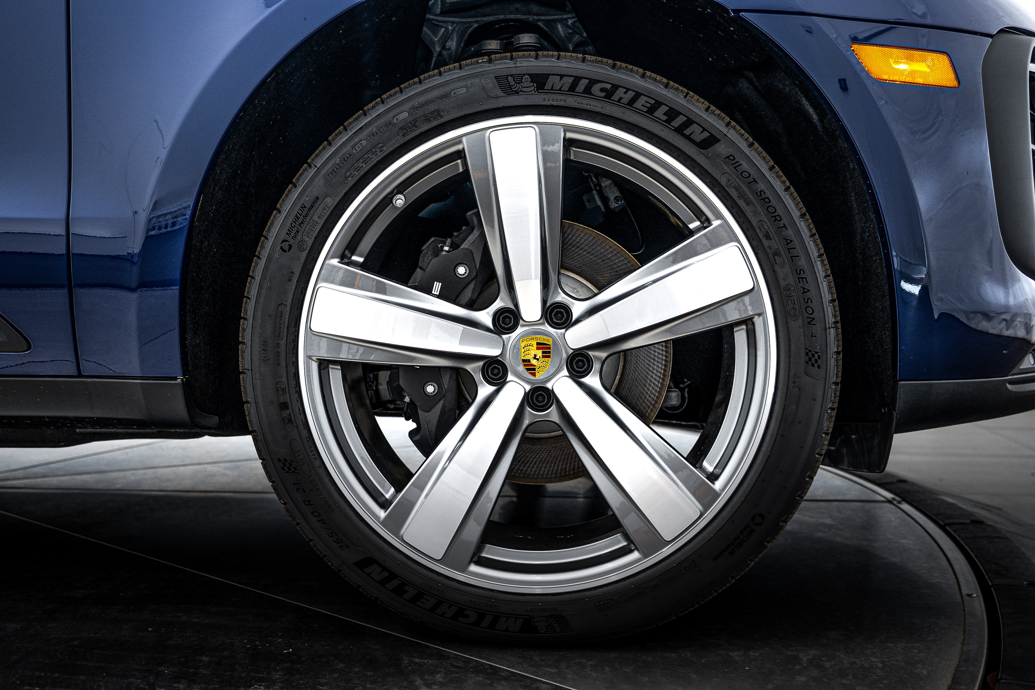 New 2025 Porsche Macan image 26