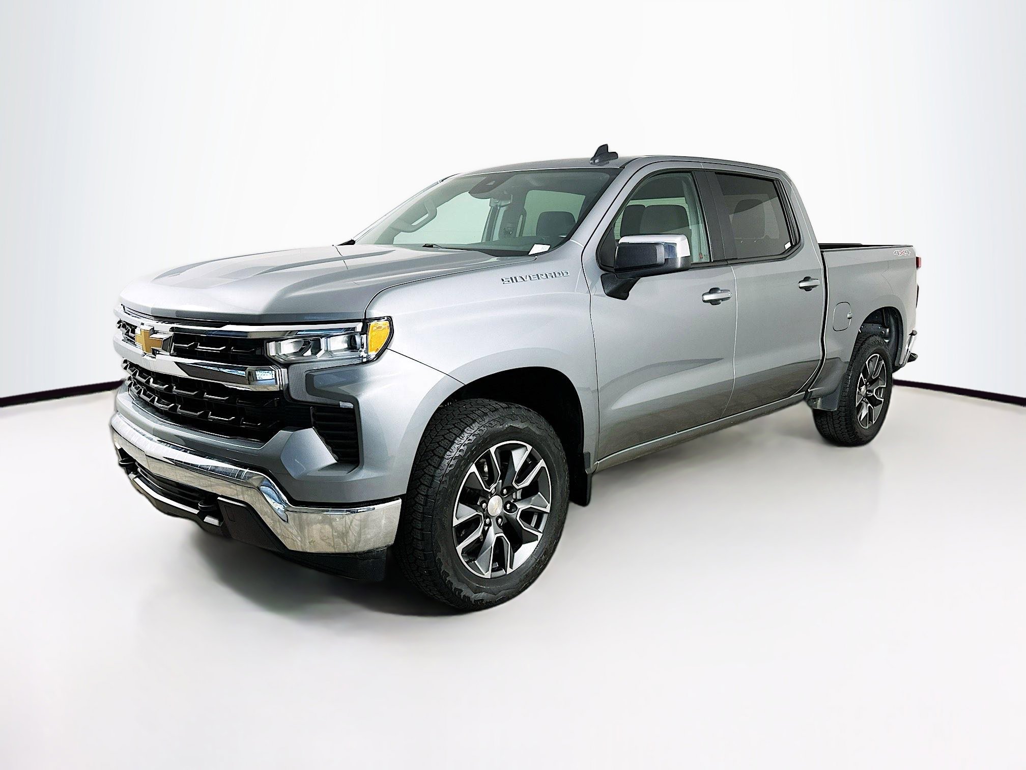 Used 2023 Chevrolet Silverado 1500 LT image 3