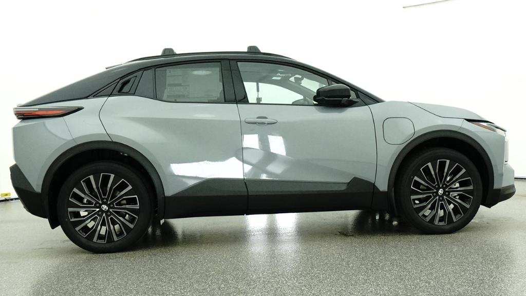 New 2026 Toyota C-HR AWD/4WD image 10