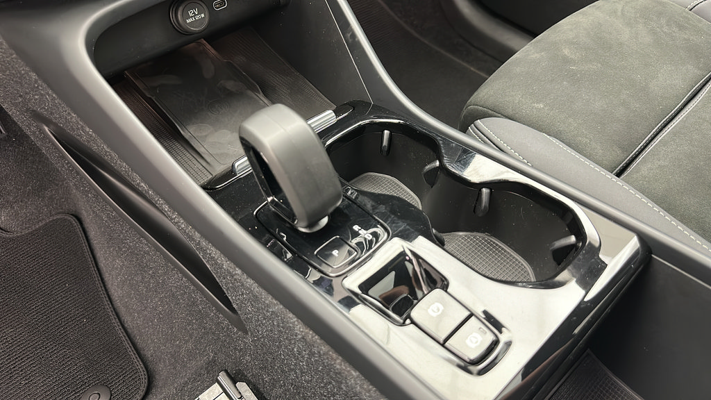Used 2023 Volvo XC40 B5 Plus w/ Climate Package AWD/4WD image 20