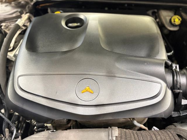 Used 2015 Mercedes-Benz CLA 250 4MATIC image 33