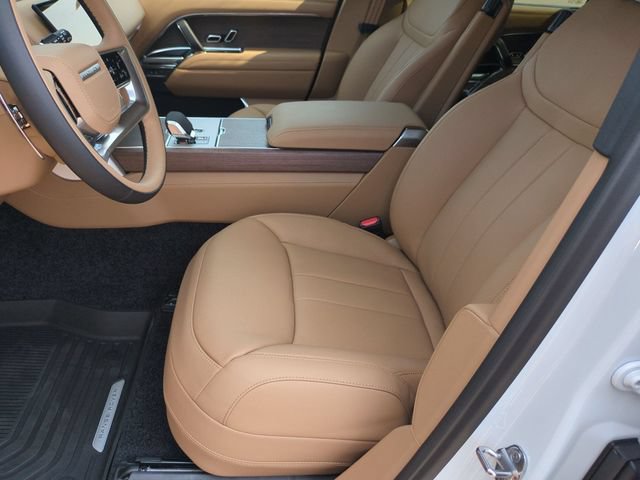 New 2026 Land Rover Range Rover Long Wheelbase SE AWD/4WD image 12