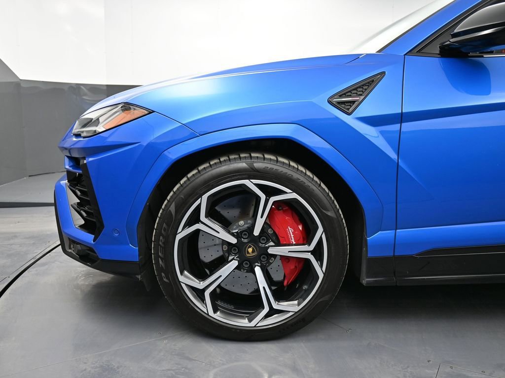 Used 2022 Lamborghini Urus image 12