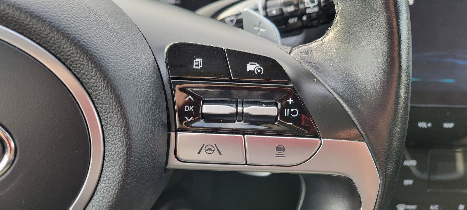 Used 2022 Hyundai Tucson Limited image 17