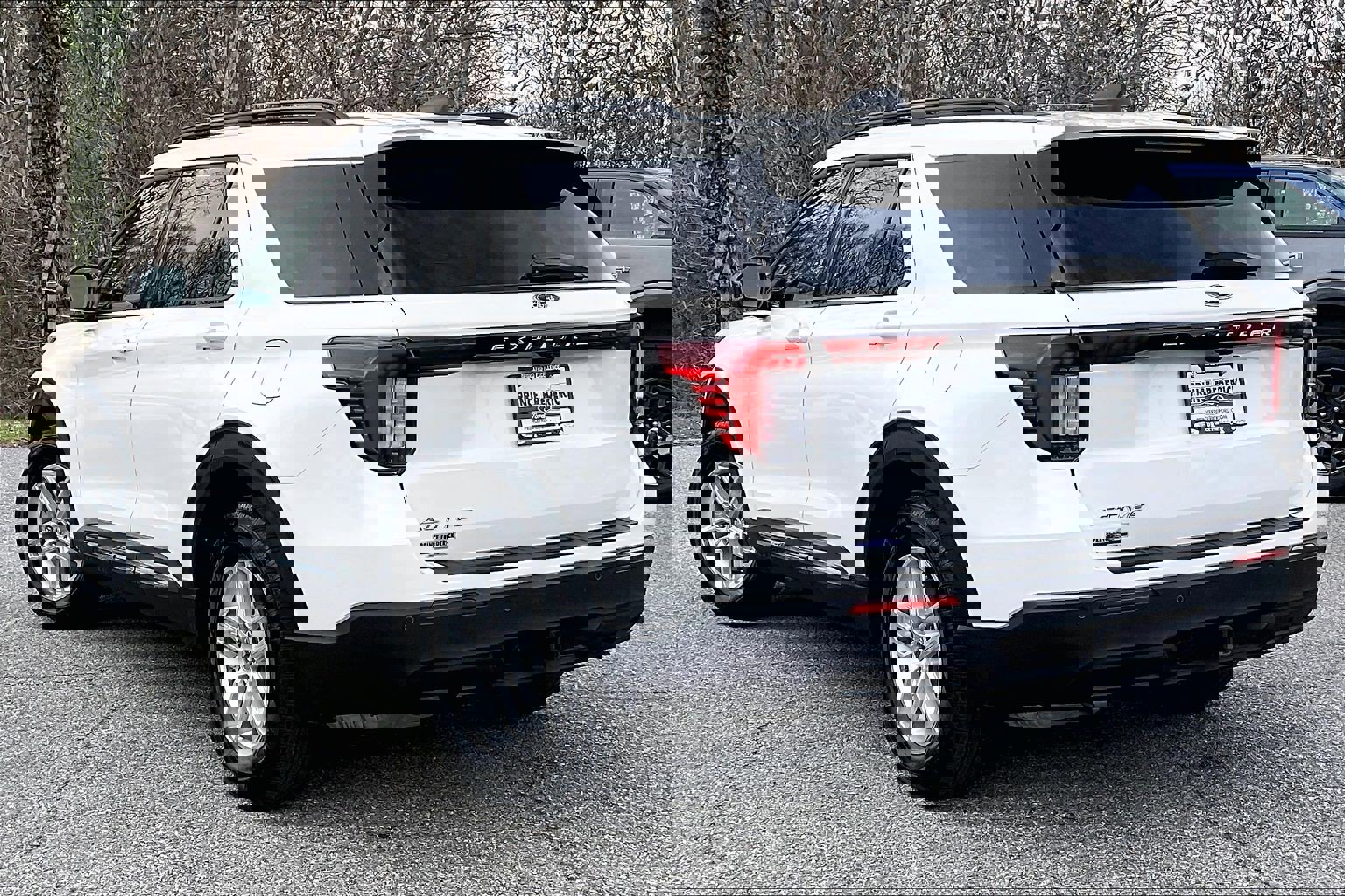 Used 2025 Ford Explorer Active image 11