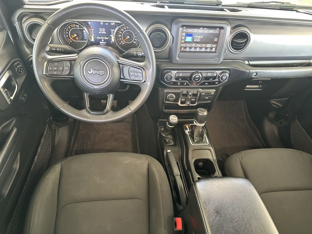 Used 2023 Jeep Gladiator Willys image 16