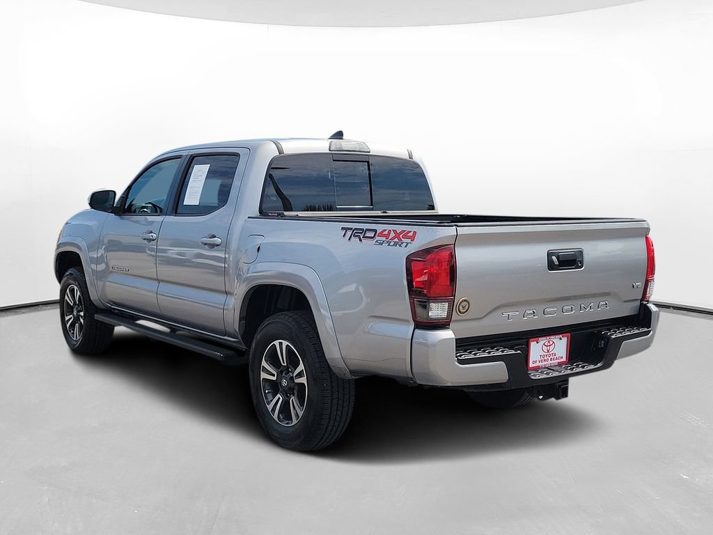 Used 2019 Toyota Tacoma TRD Sport AWD/4WD image 6