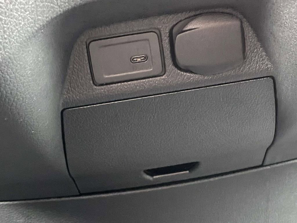 Used 2024 Mercedes-Benz Sprinter 2500 image 30