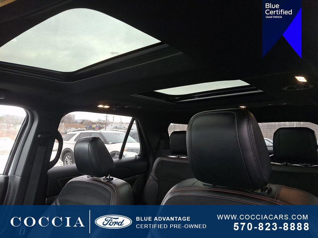 Certified 2018 Ford Explorer XLT w/ Equipment Group 202A image 15