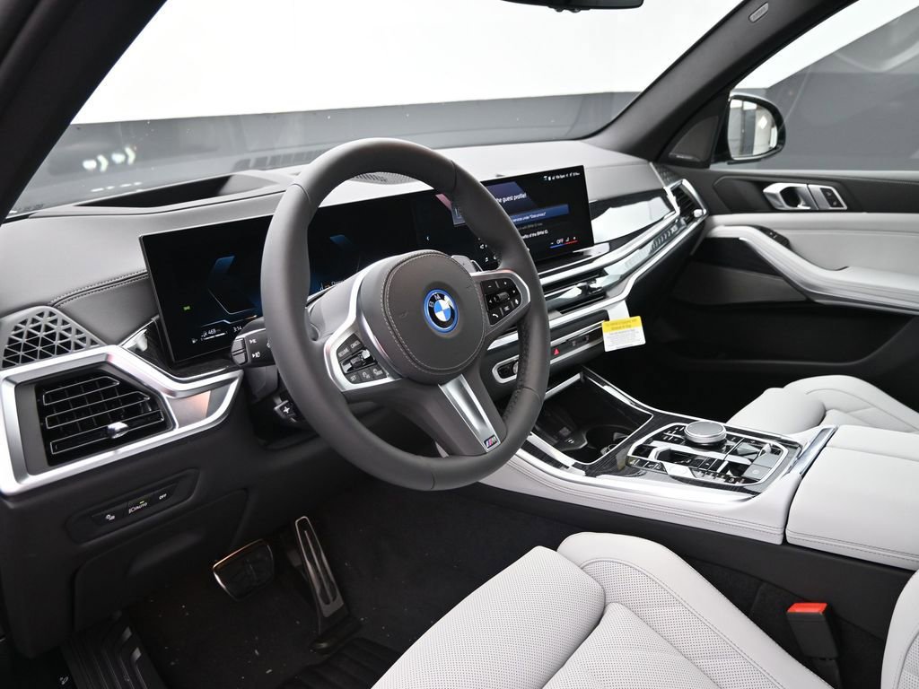 New 2026 BMW X5 xDrive50e AWD/4WD image 11