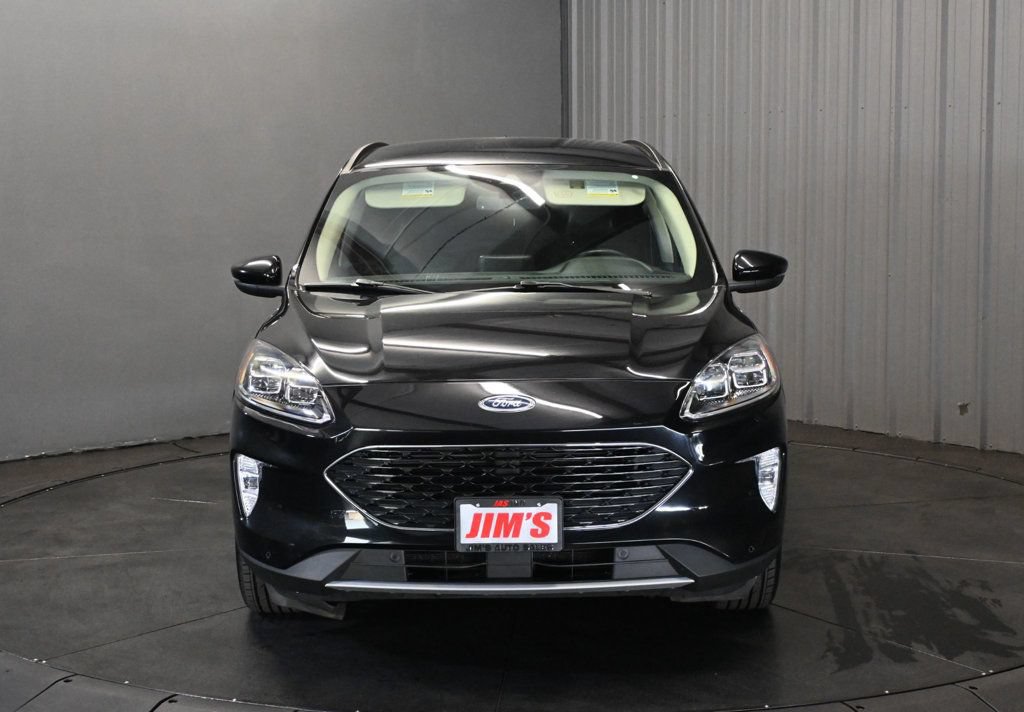 Used 2020 Ford Escape Titanium FWD image 2