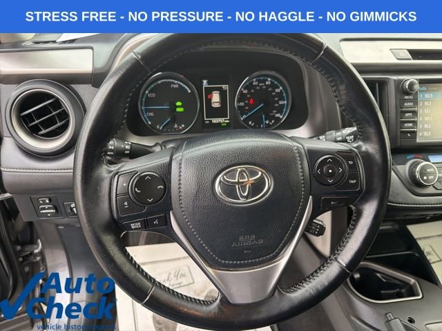 Used 2017 Toyota RAV4 XLE w/ Convenience Package image 19