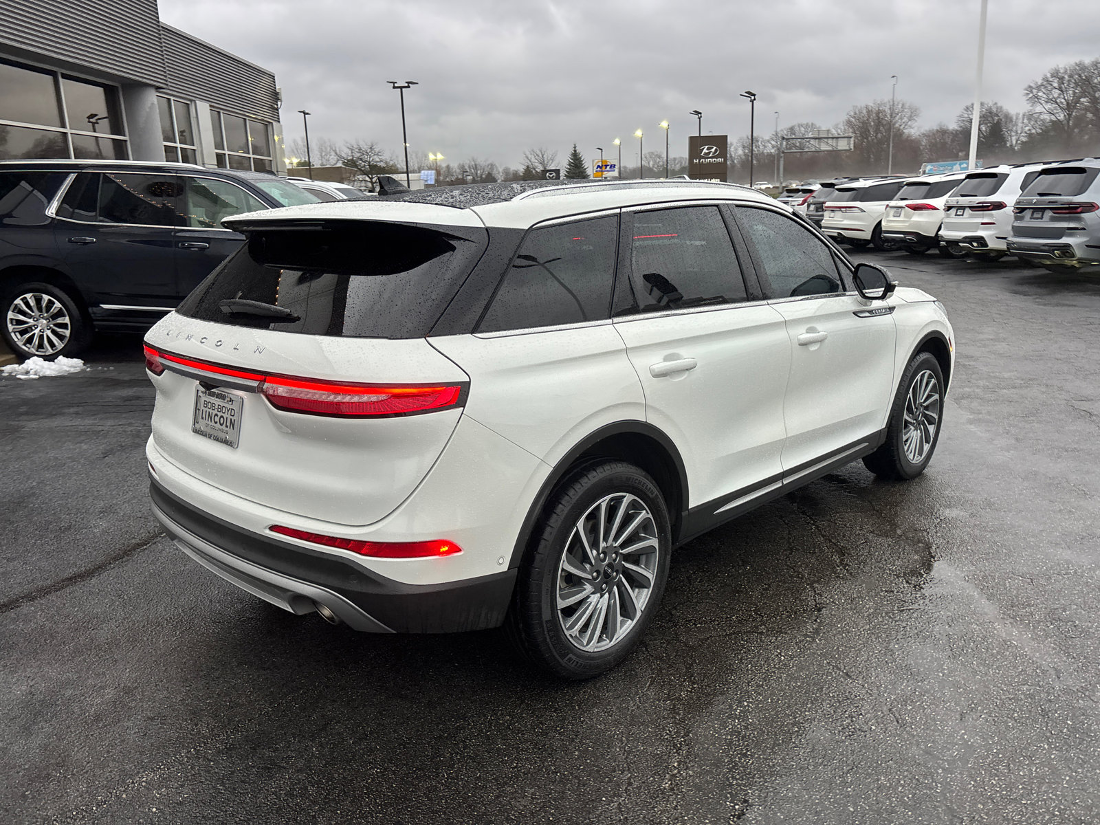 Certified 2023 Lincoln Corsair Reserve w/ Equipment Group 202A image 7