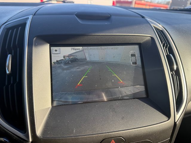 Used 2017 Ford Edge SEL w/ Equipment Group 201A image 23