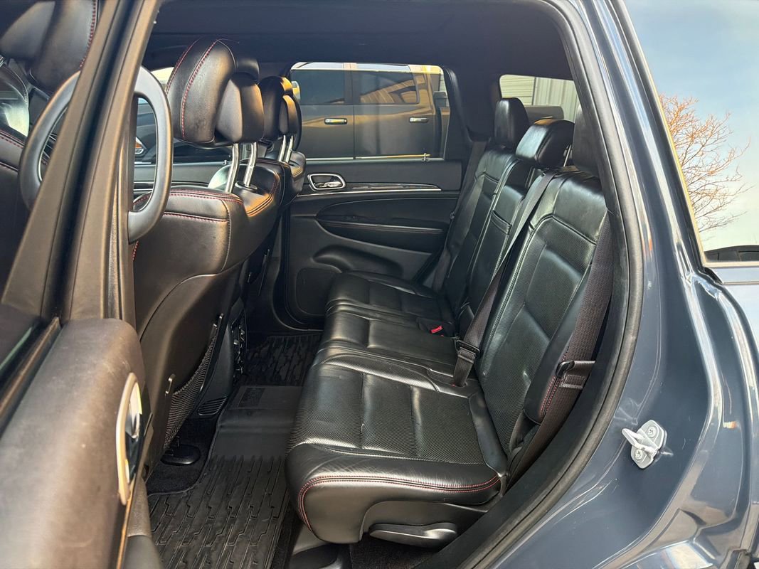 Used 2017 Jeep Grand Cherokee Trailhawk w/ Trailhawk Luxury Group image 11