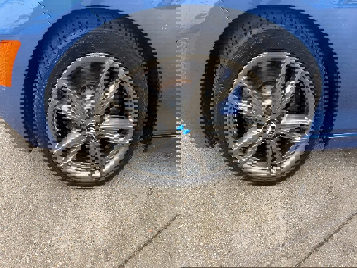 Used 2016 BMW M235i xDrive Convertible image 10