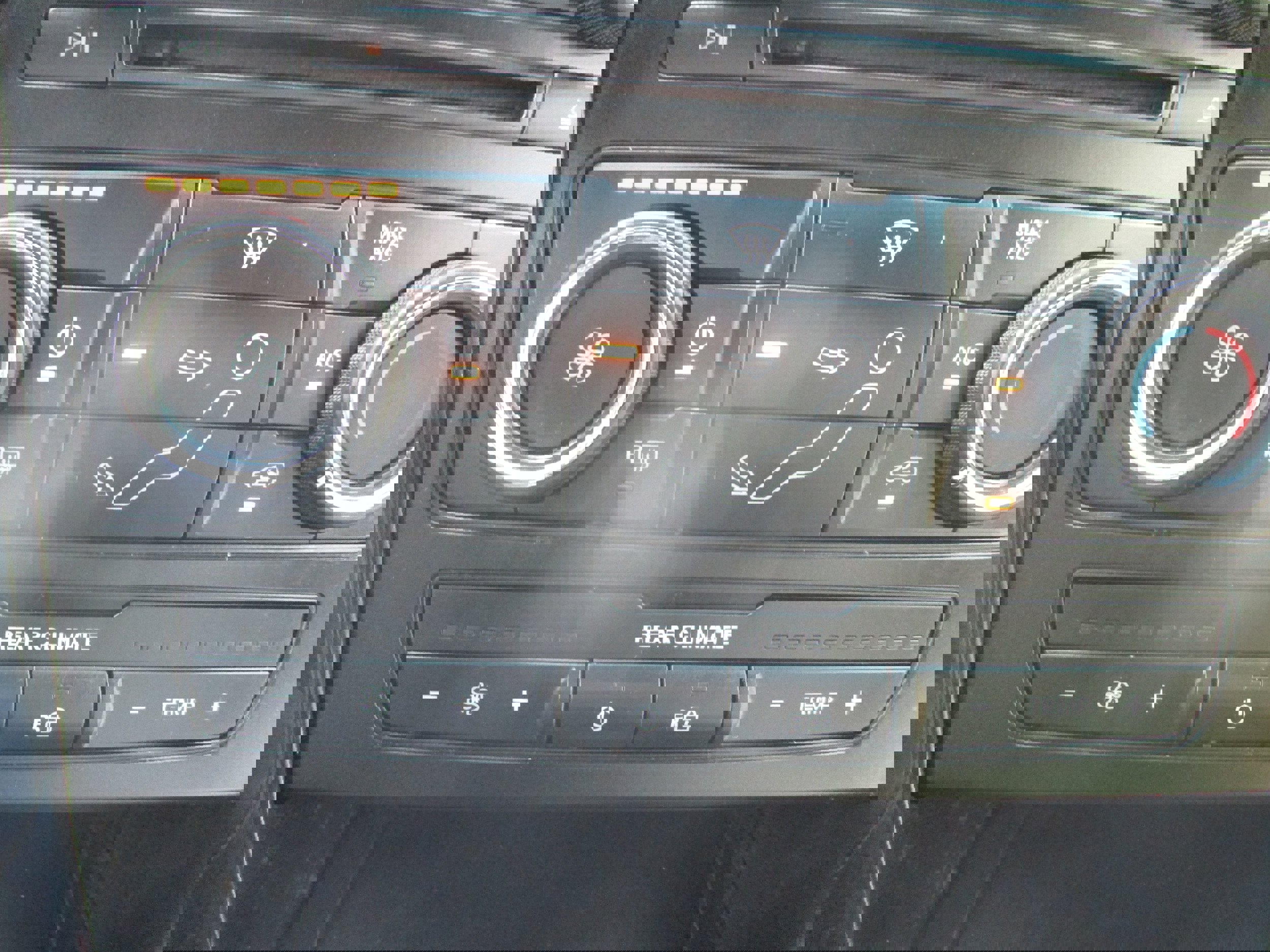 Used 2016 Ford Explorer FWD image 13