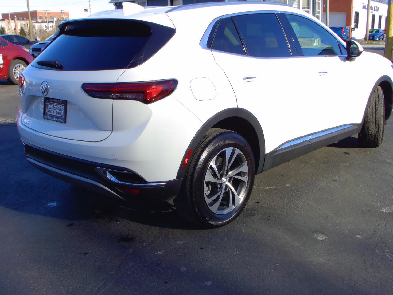 Used 2023 Buick Envision Essence AWD/4WD image 2