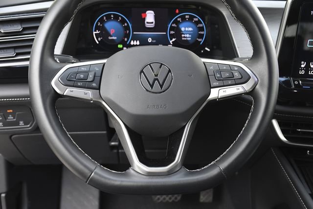 Used 2025 Volkswagen Atlas Cross Sport SE image 7