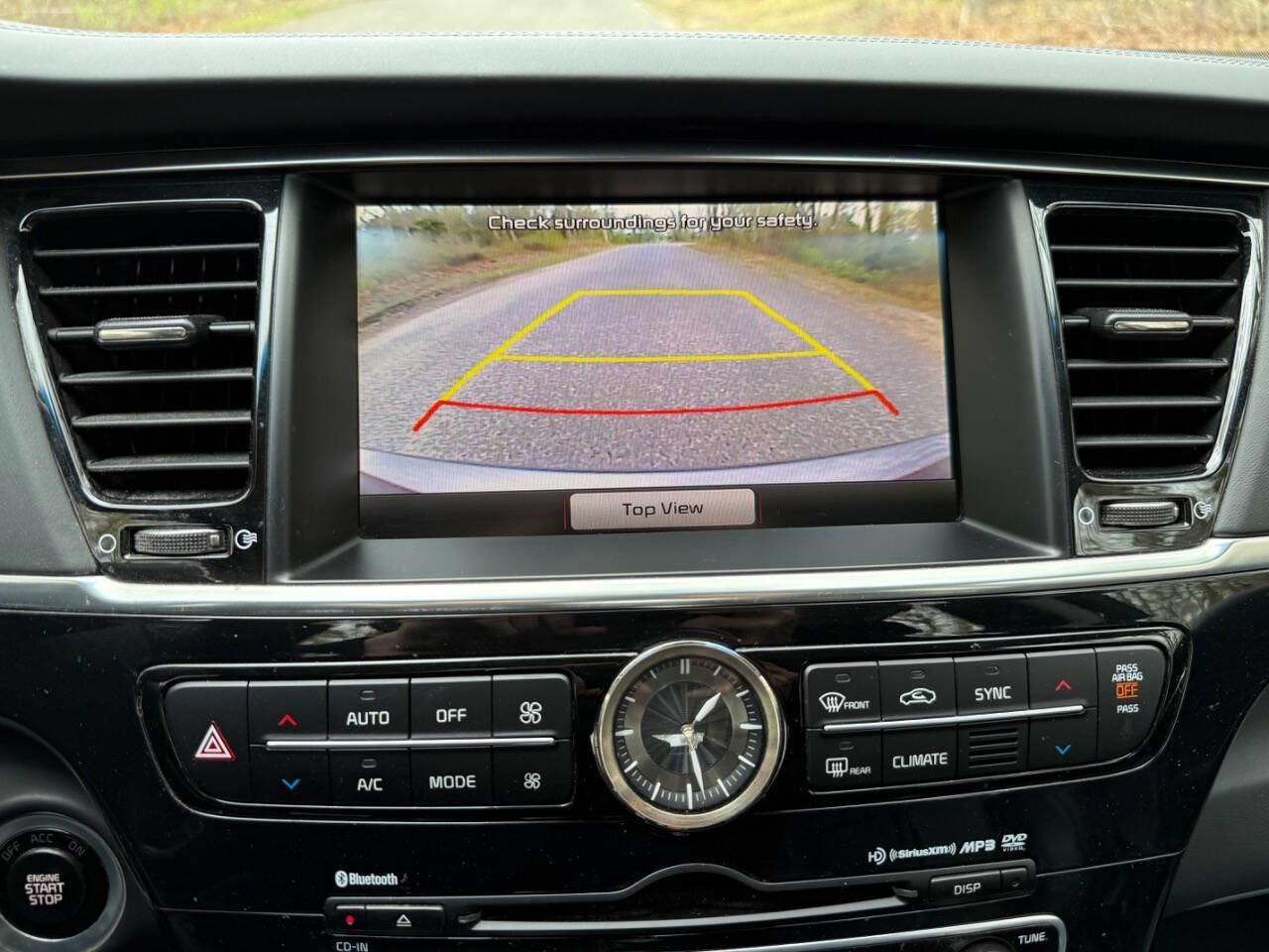 Used 2015 Kia K900 Premium w/ Interior Highline Package image 25