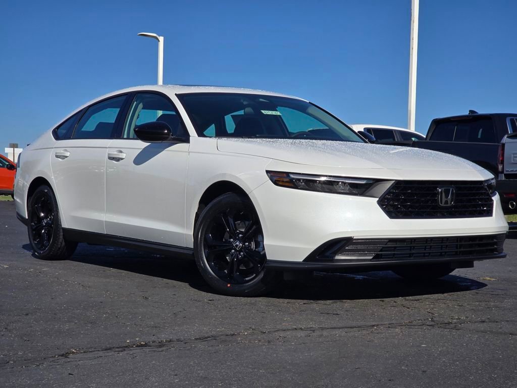 New 2025 Honda Accord SE