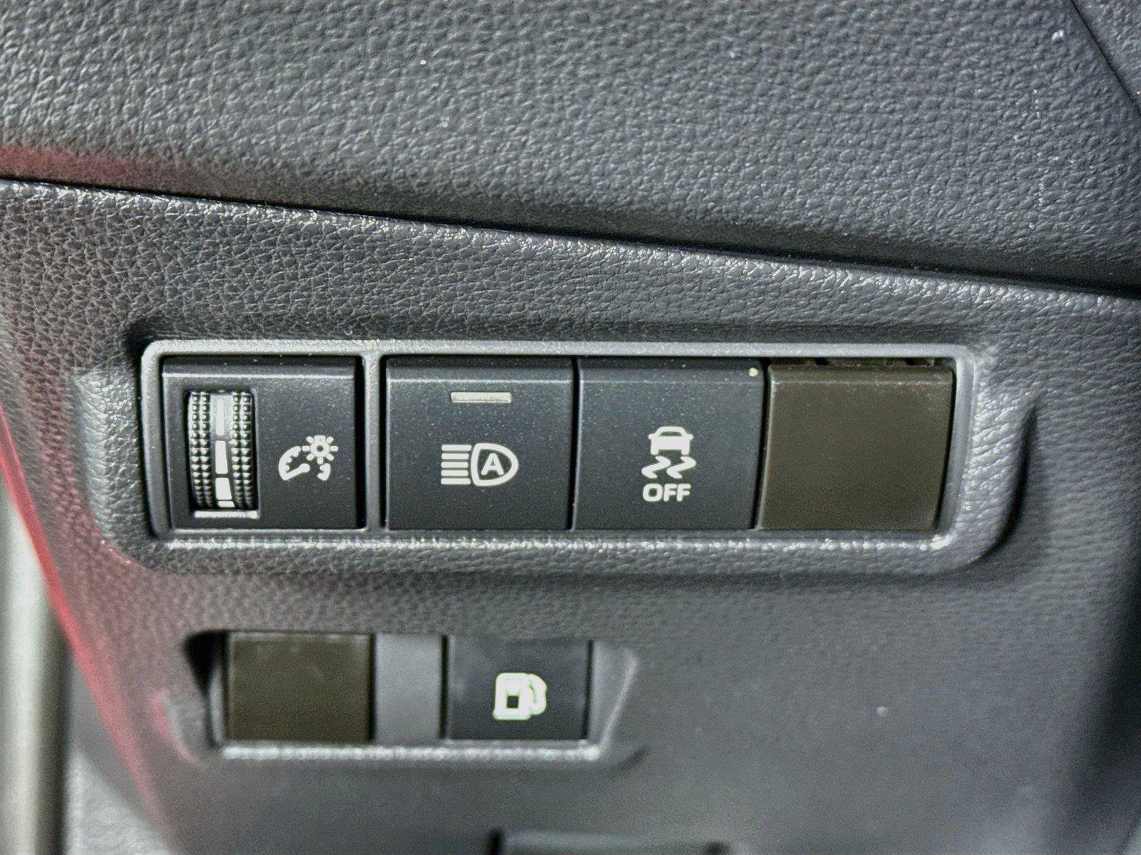 Certified 2024 Toyota Corolla Cross AWD Hybrid image 14