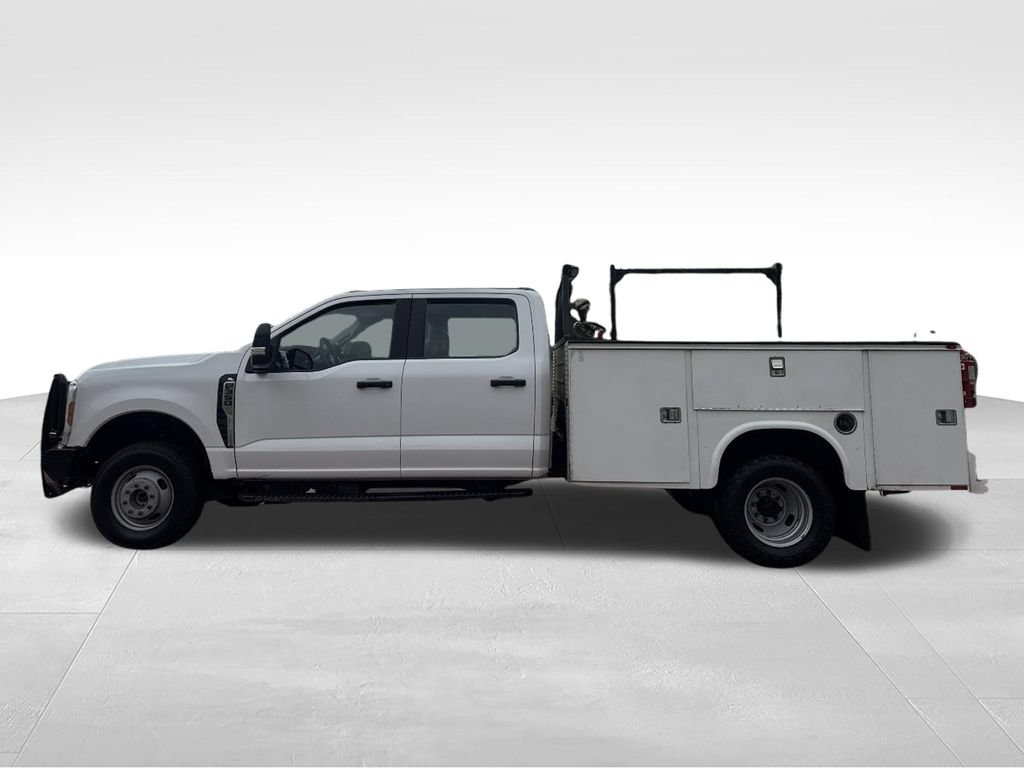 Used 2024 Ford F350 XL AWD/4WD image 6