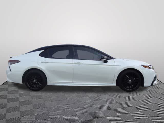 Used 2023 Toyota Camry XSE w/ Navigation Package FWD image 4