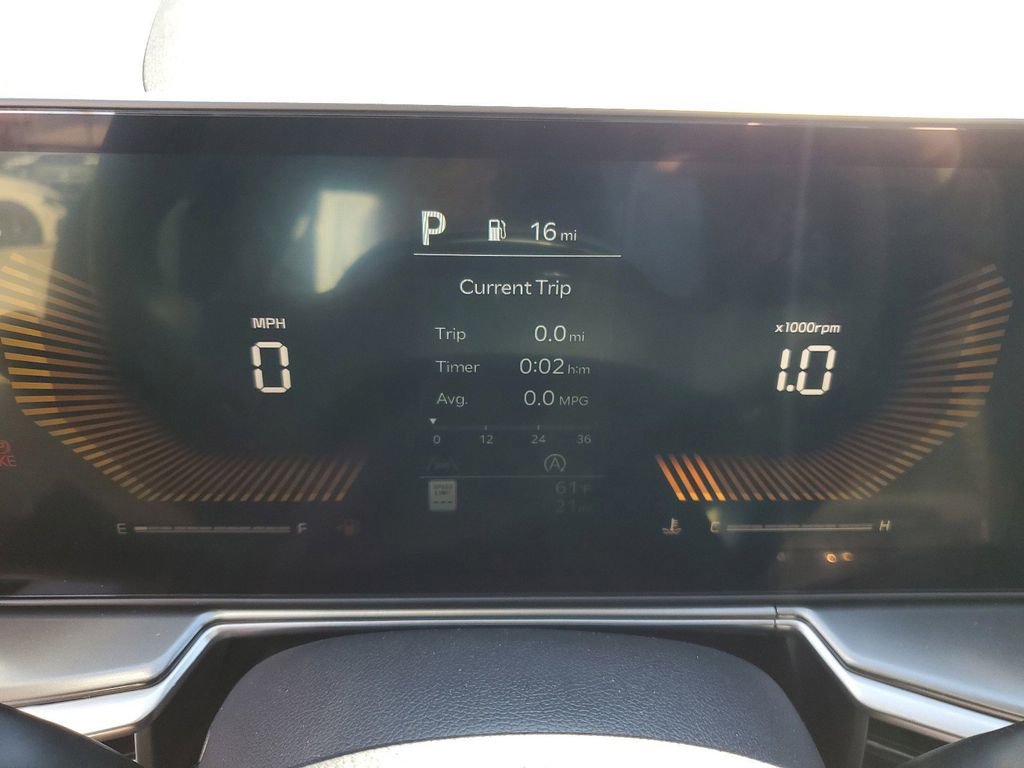 Used 2025 Kia Sorento LX FWD image 13