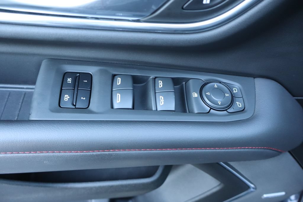 Used 2022 Chevrolet Tahoe RST AWD/4WD image 24