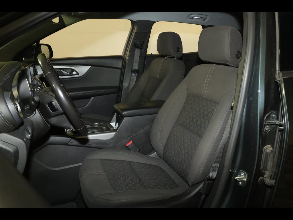 Used 2019 Chevrolet Blazer LT FWD image 16