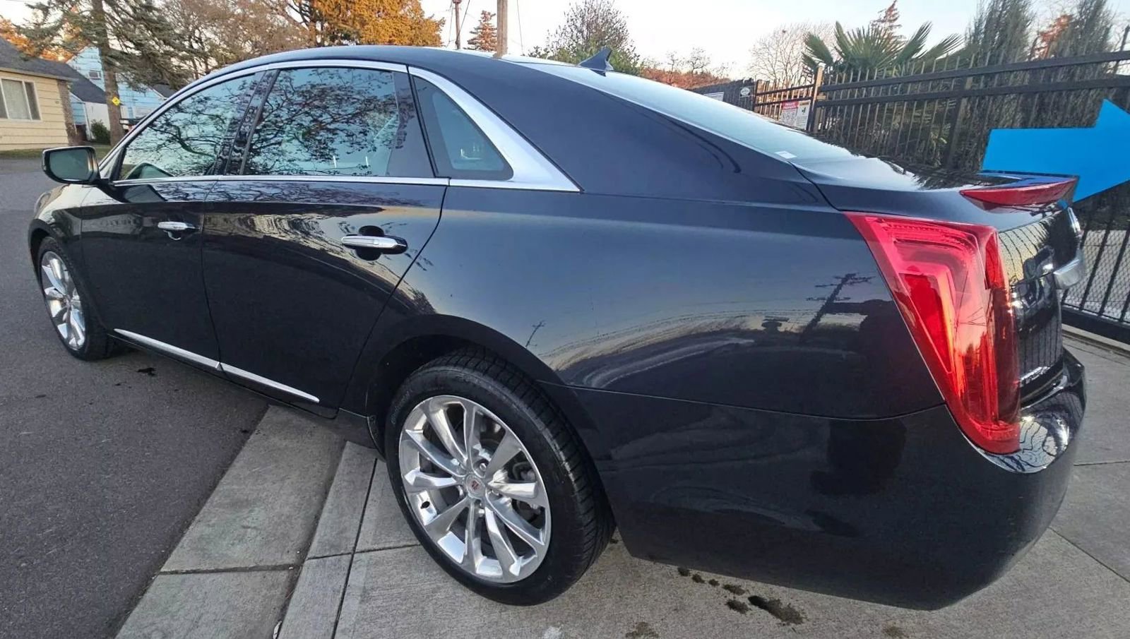 Used 2014 Cadillac XTS Luxury w/ Driver Awareness Package image 6