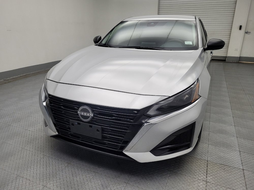 Used 2024 Nissan Altima 2.5 SV image 15