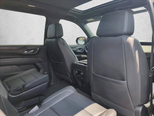 Used 2023 Chevrolet Suburban Z71 w/ Z71 Off-Road Package AWD/4WD image 26