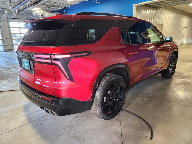 Certified 2025 Chevrolet Traverse RS w/ LPO, Floor Liner Package image 4
