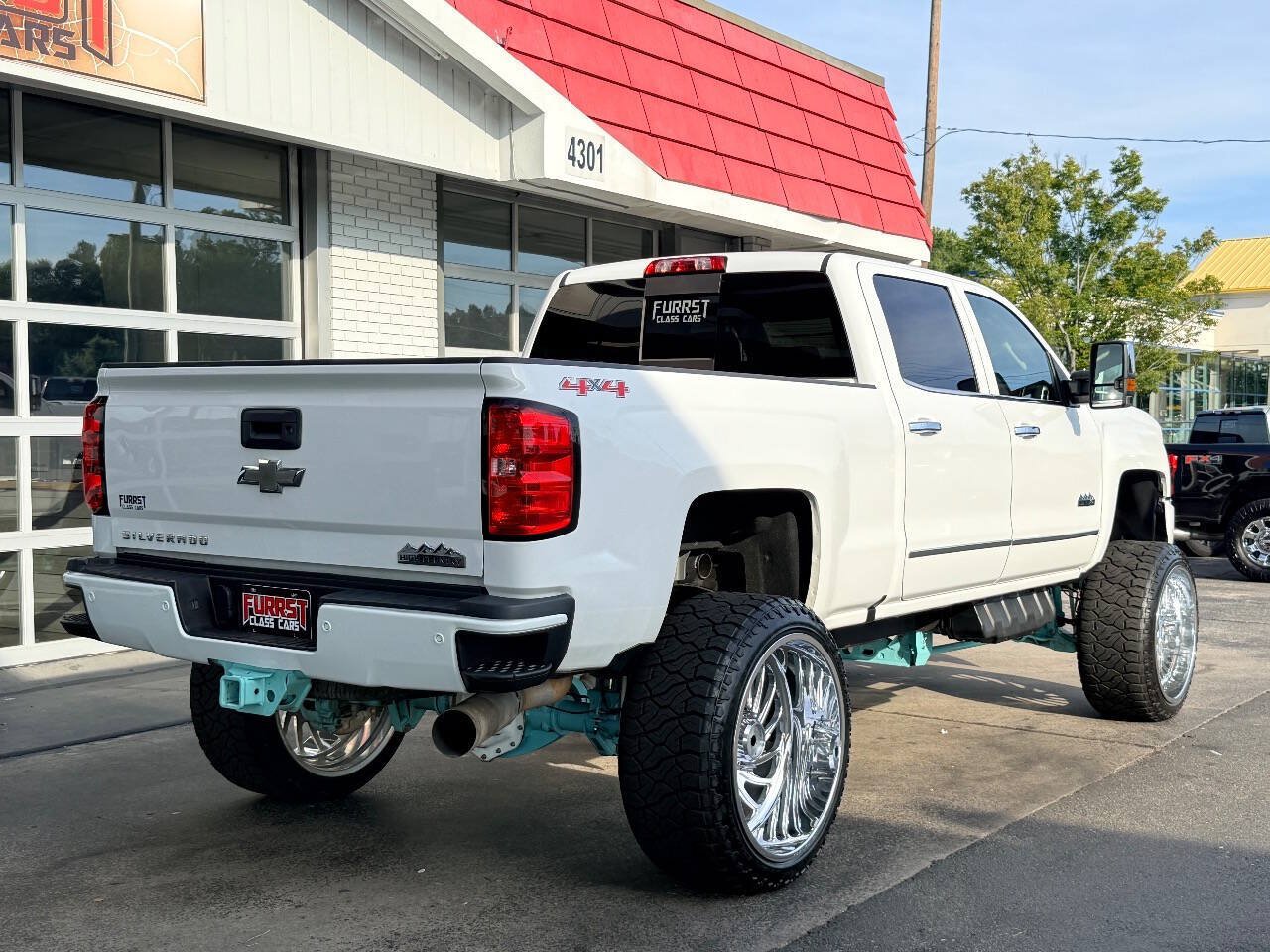 Used 2017 Chevrolet Silverado 2500 High Country w/ Duramax Plus Package AWD/4WD image 3
