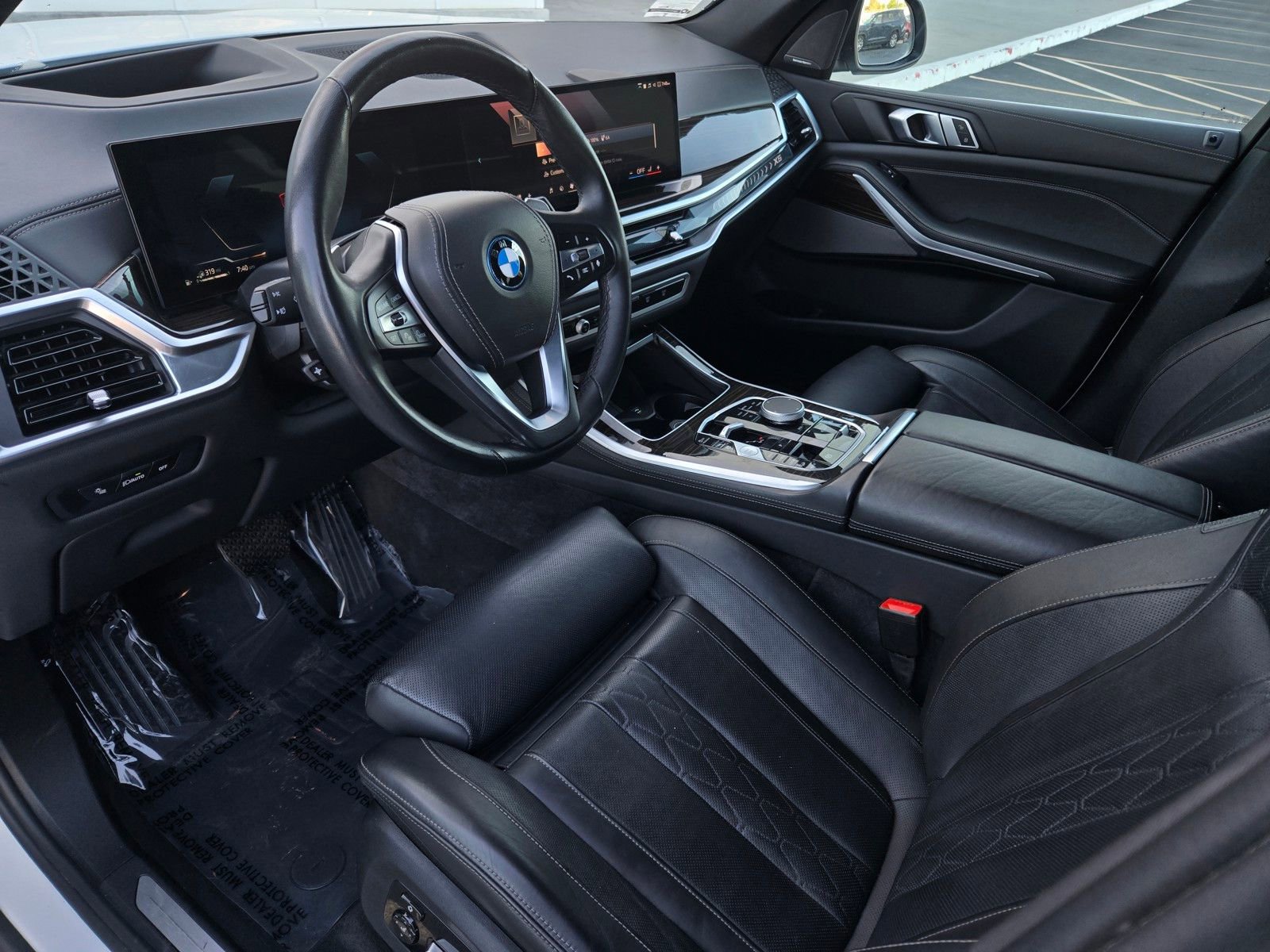 Used 2025 BMW X5 xDrive50e AWD/4WD image 8