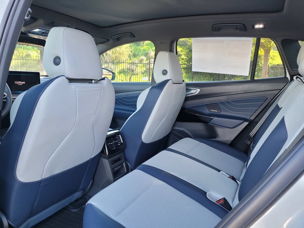 New 2026 Volkswagen ID.4 Pro S Plus AWD/4WD image 14