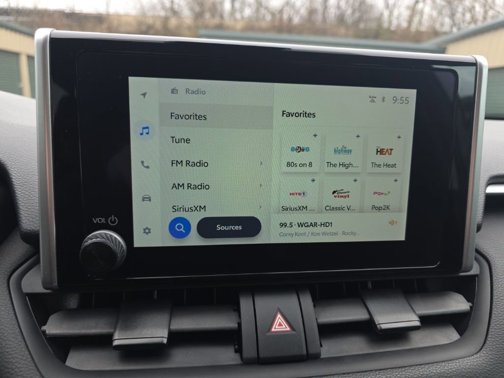 Used 2024 Toyota RAV4 LE image 21