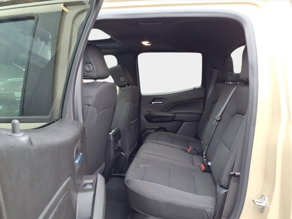 Used 2024 GMC Canyon Elevation w/ Convenience Package image 10