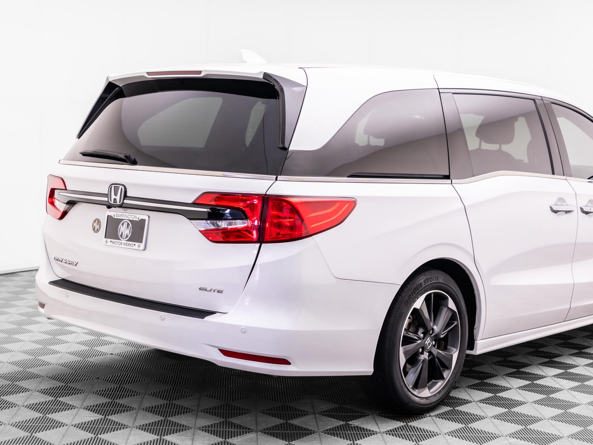 Used 2024 Honda Odyssey Elite image 42