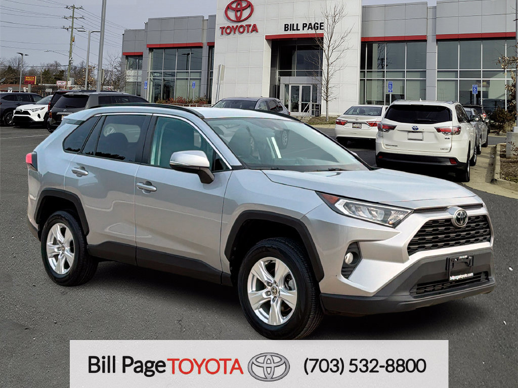 Used 2021 Toyota RAV4 XLE AWD/4WD image 1